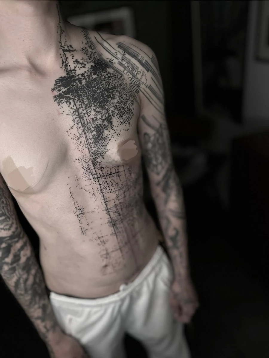 Noises Lines connected to @caroleytattoo on shoulder .. @___dadc___ #nikosdadc #modularnoisepattern #abstracttattoo #darkornament #paristattoo