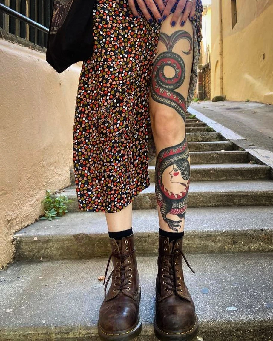 Healed one on Lorine. Please if you have cool healed pictures of your tattoo(s), email them to me! 🧚‍♂️ Merci beaucoup Lorine! 🌞