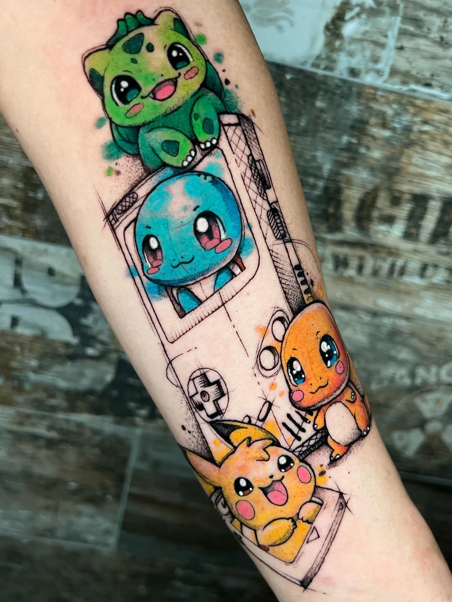 Using : @masttattoo.official • @dragonhawktattoos • @dragonhawk.artists … Grazie @_harris90 🙏♥️ #pokemontattoo #gameboytattoo #animetattoo #videogames #tattoo