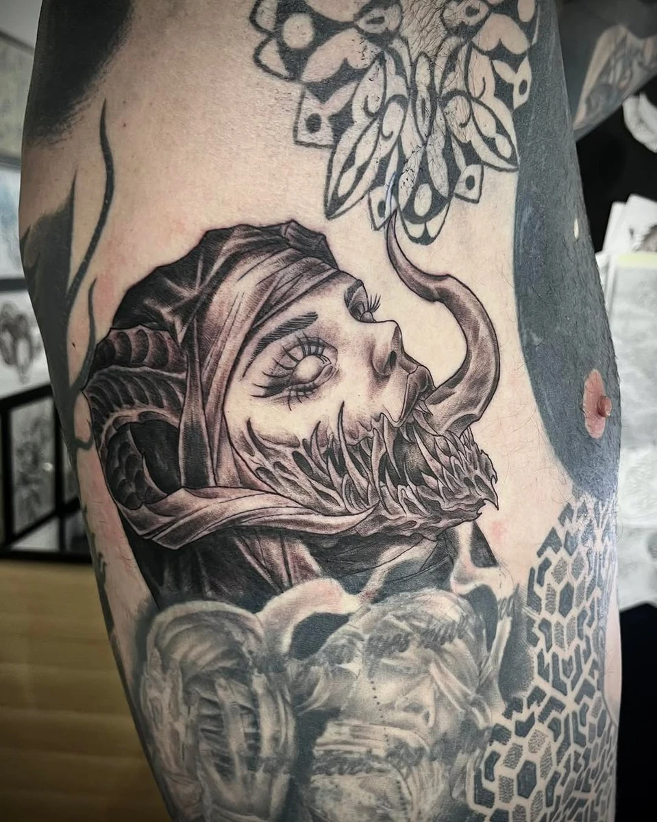 Portfolio de Tanuki Tattoo