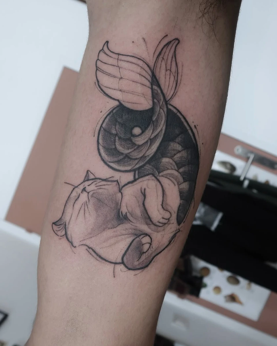 Travail de Knot Tatoueuse Marseille