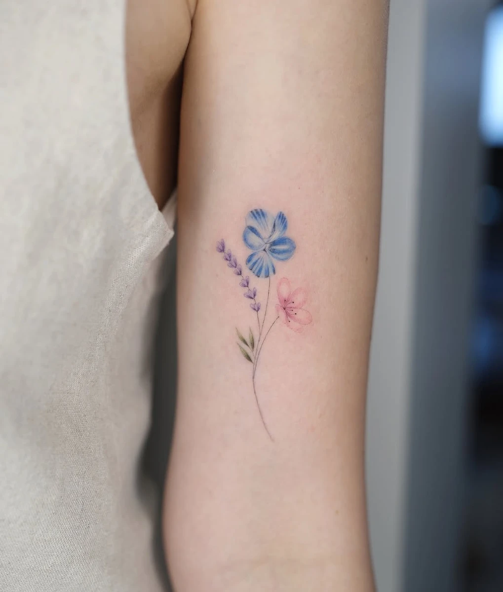 Bouquet of flowers 🌸 Peyami Safa (2 Nisan 1899; Fatih, İstanbul - 15 Haziran 1961, Kadıköy), Türk yazar ve gazeteci. Dokuzuncu Hariciye Koğuşu, Matmazel Noraliya'nın Koltuğu ve Yalnızız gibi psikolojik türdeki eserleriyle Cumhuriyet dönemi Türk edebiyatında ön plana çıktı. Yaşamı ve fikrî hayatında