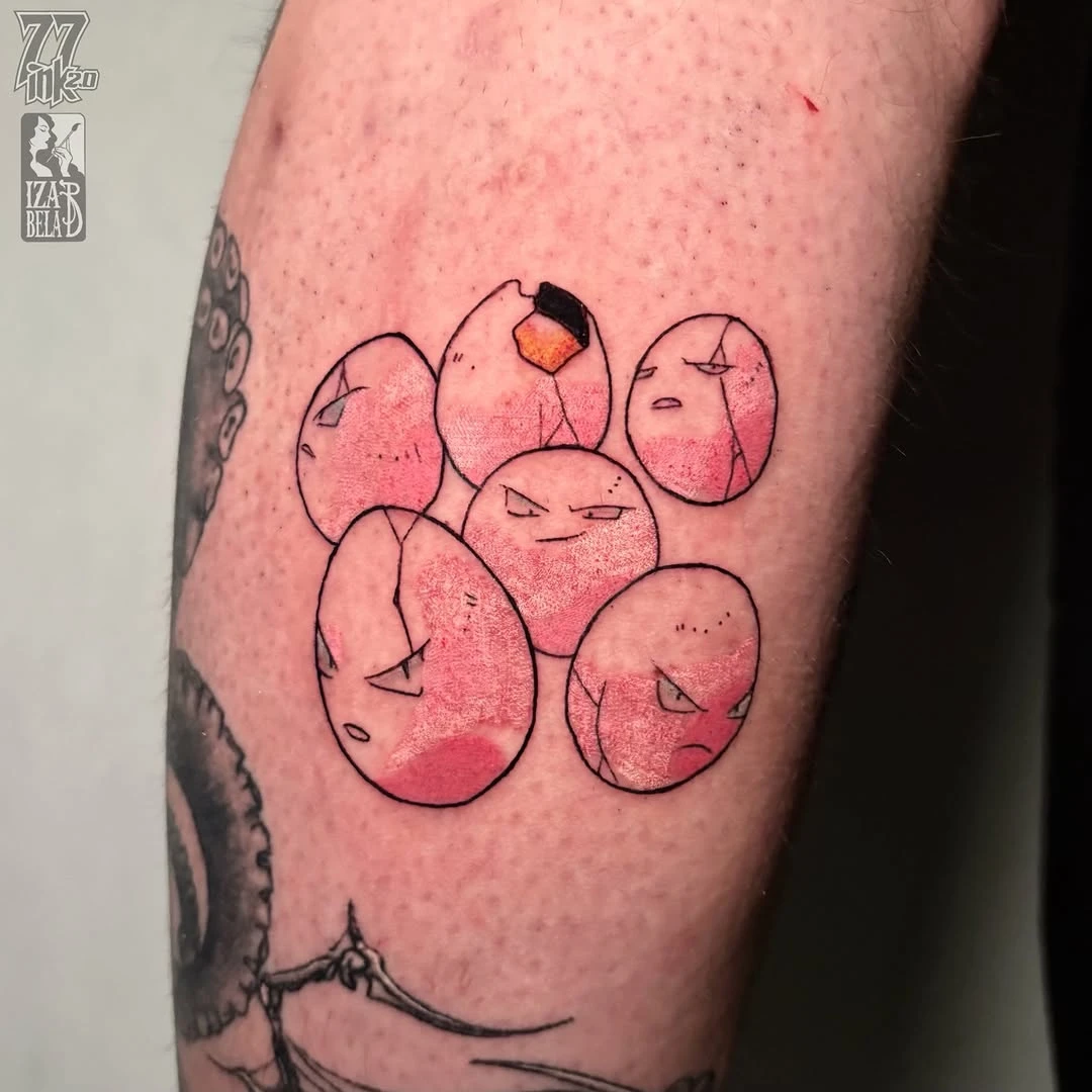#102 Exeggcute 10/151 Zerknij na wyróżnioną relację „POKE PROMO" lub napisz do mnie wiadomość i zrób sobie swojego ulubionego Poksa z 1 generacji za 300 zł✨ • Pokémon •Exeggcute • Pokemon Tattoo • Tatuaż • Anime • Nintendo • Tatuaż Warszawa • Pocket Monsters •