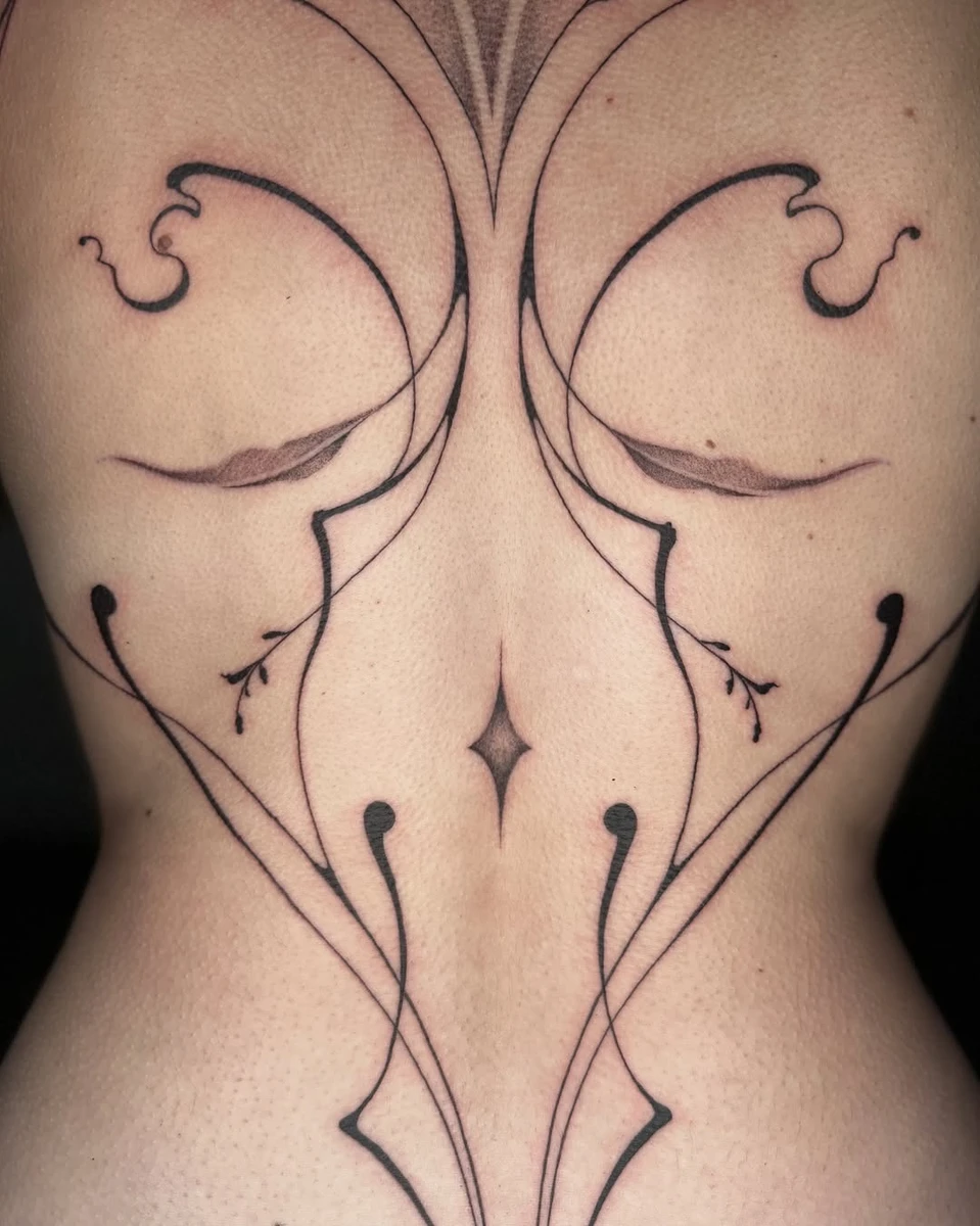Travail de LÉONE Tattoo
