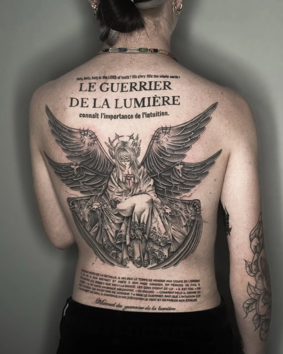Full healed — revu Clémentine pour quelques retouches.