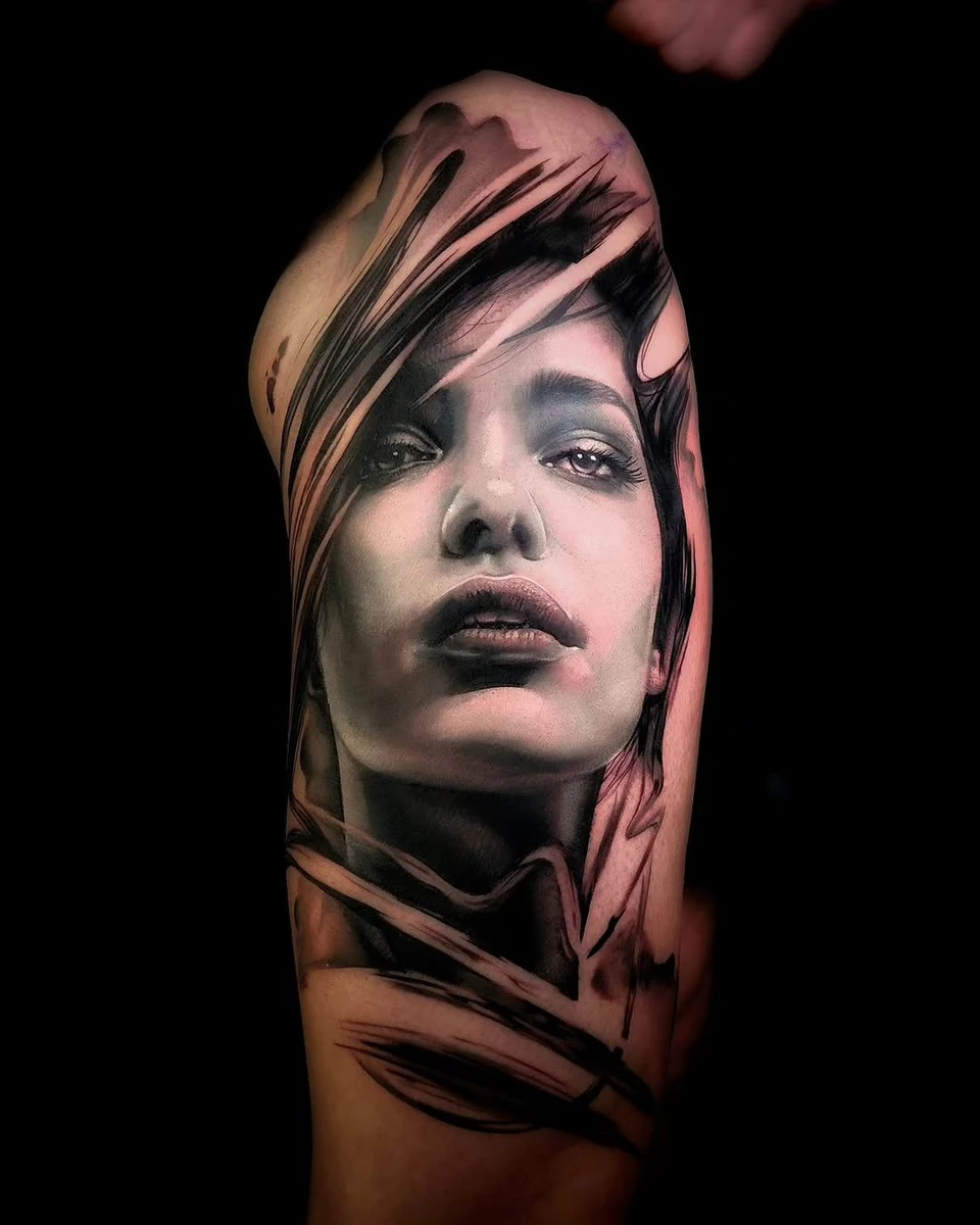Réalisé au salon du tatouage de Marseille.