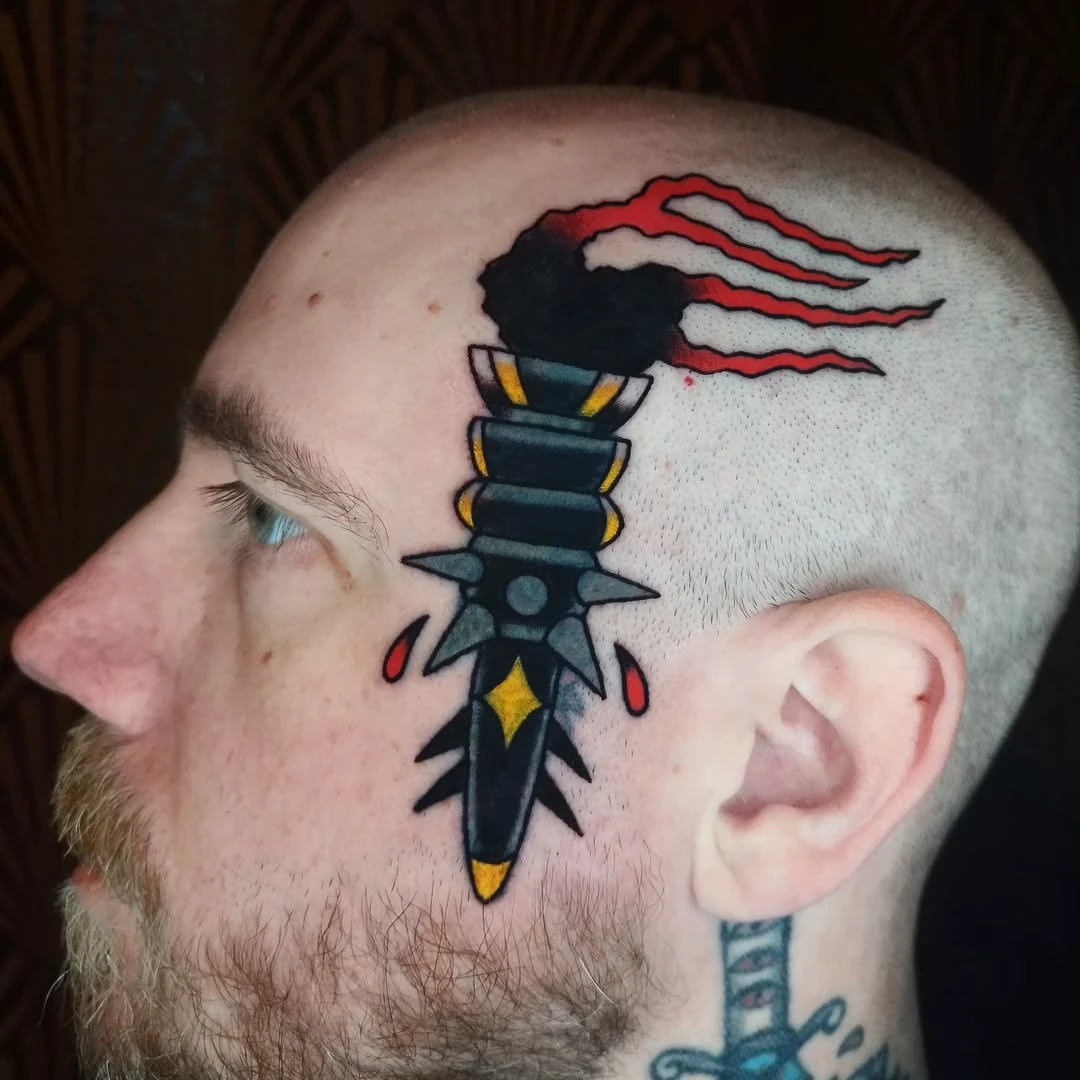 Sur le bro @valktattoo — cimer.