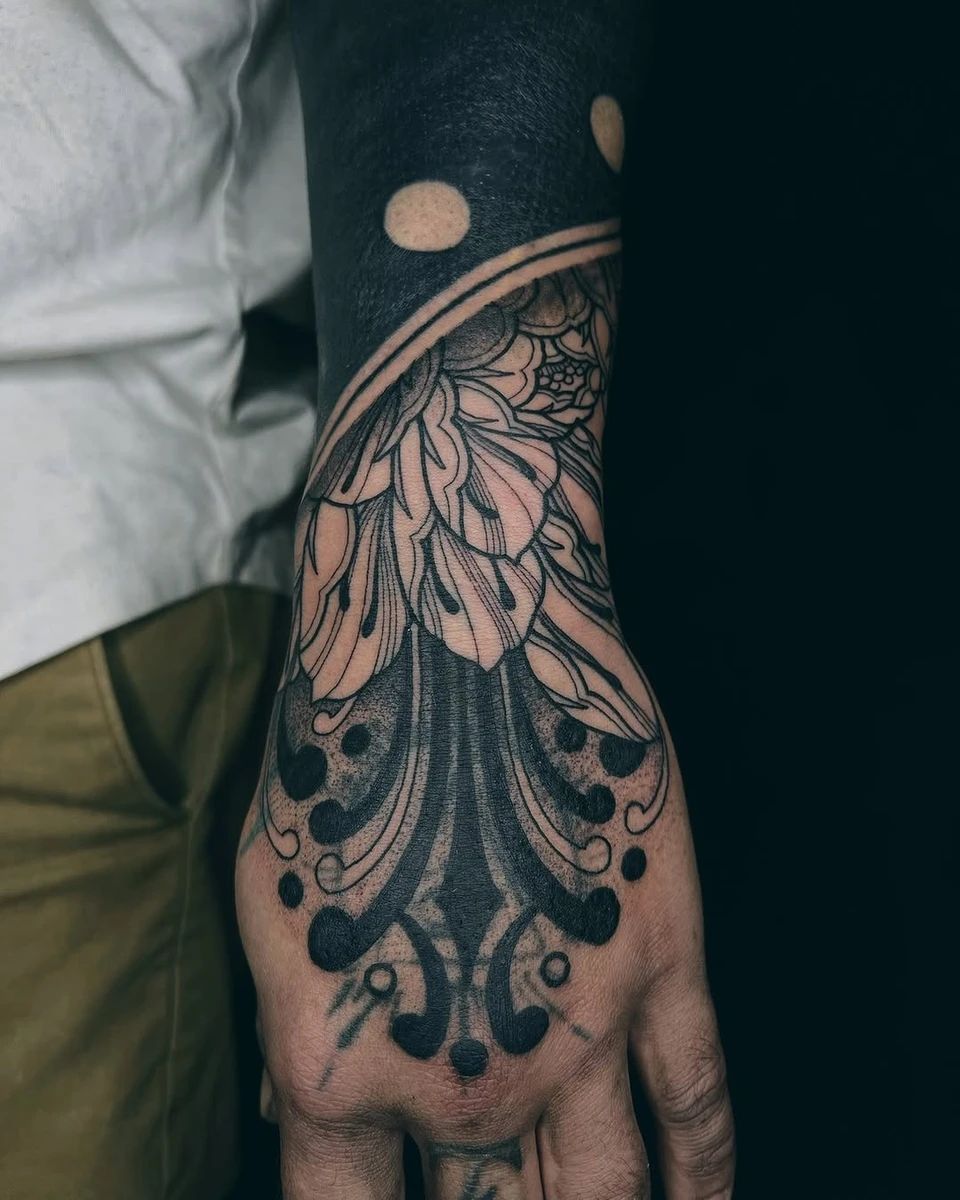 Travail de Félix Dodin - Tattoo - Île d'Oléron En Charente-Maritime