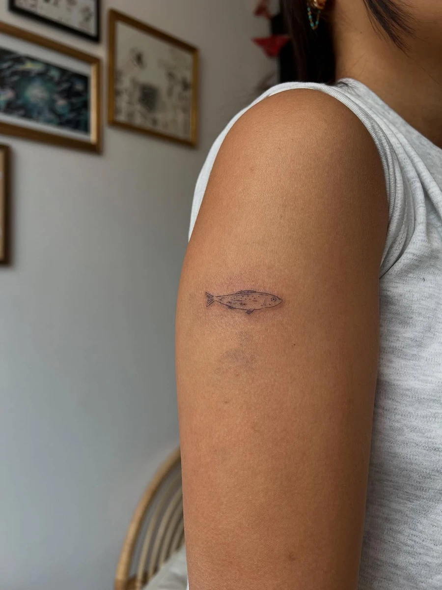 Poisson, fine line.