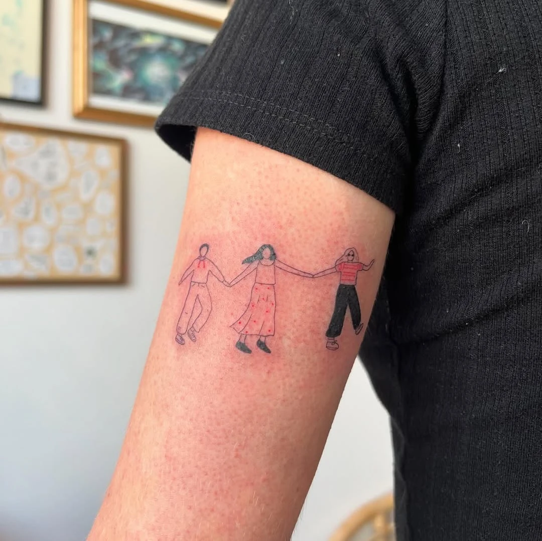 La petite fratrie — fine line.