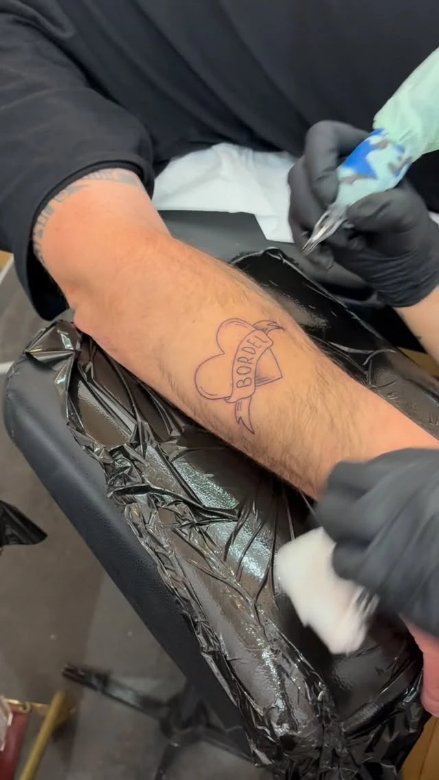 Tatouage freehand pour Antoine — Biarritz.