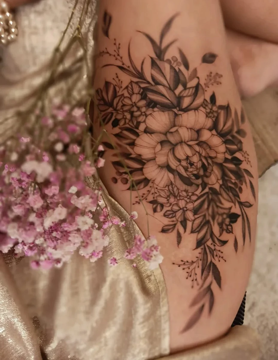 Travail de Art Botanic Tattoo
