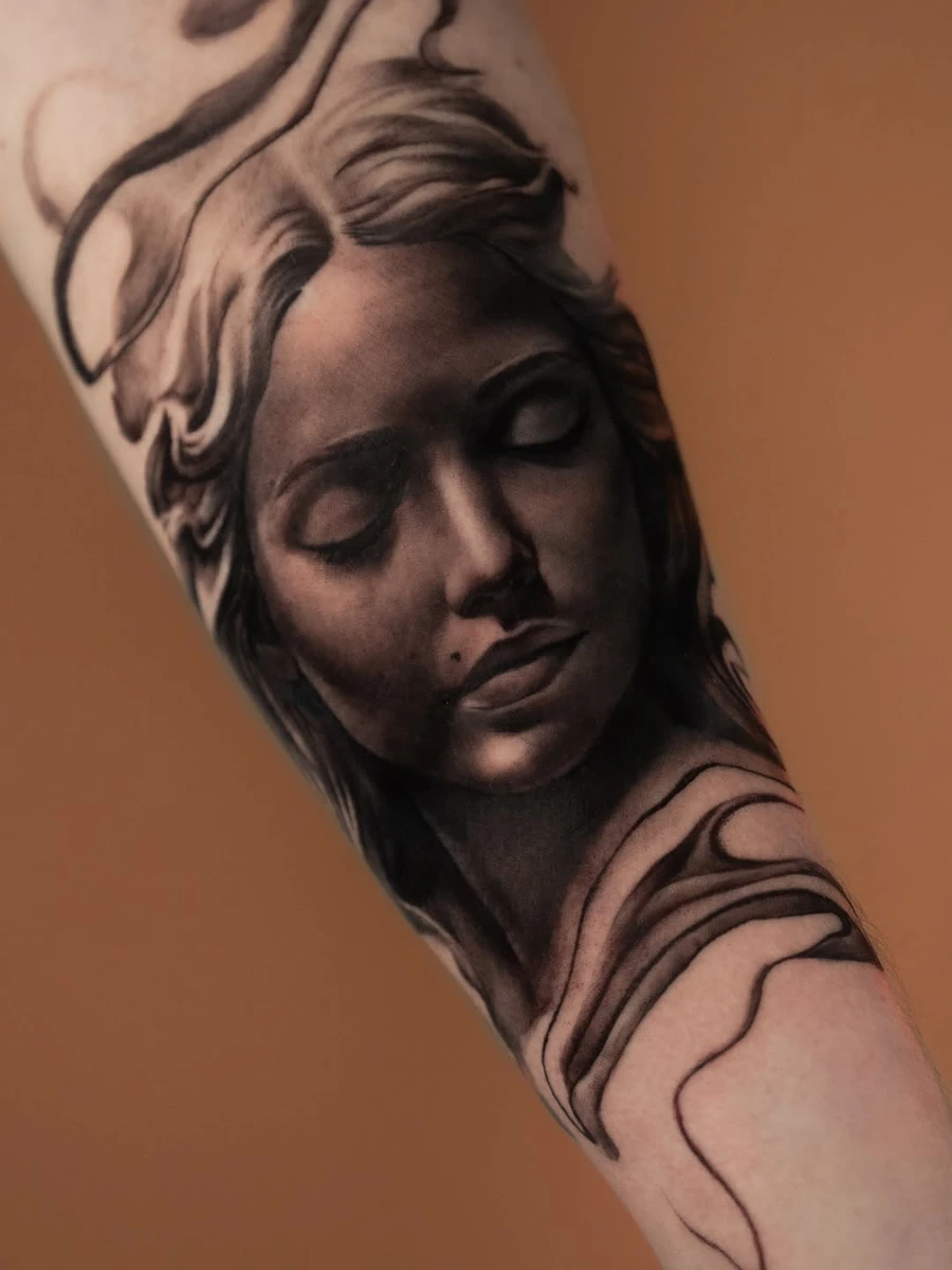 Travail de Kromatique Tattoo-Galerie Paris