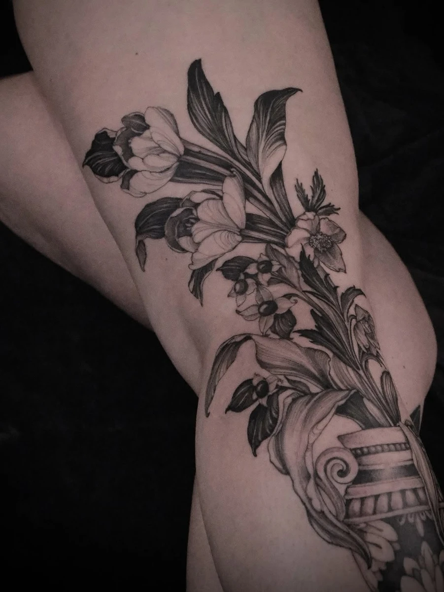 Merci infiniment pour ce projet, Coline ! Hâte de faire une suite ! #paristattoo #tatouageparis #tattoofrance #flowerstattoo #tattoo