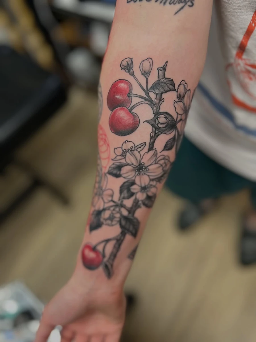 Lil apple branch.