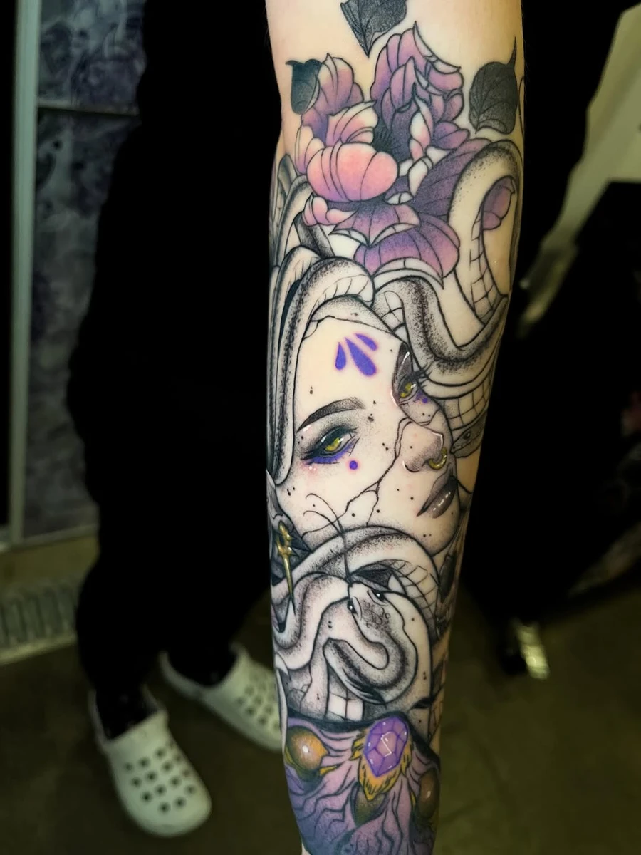 Travail de GREEN CHÜ Art Traditionnel Artiste Tatoueuse