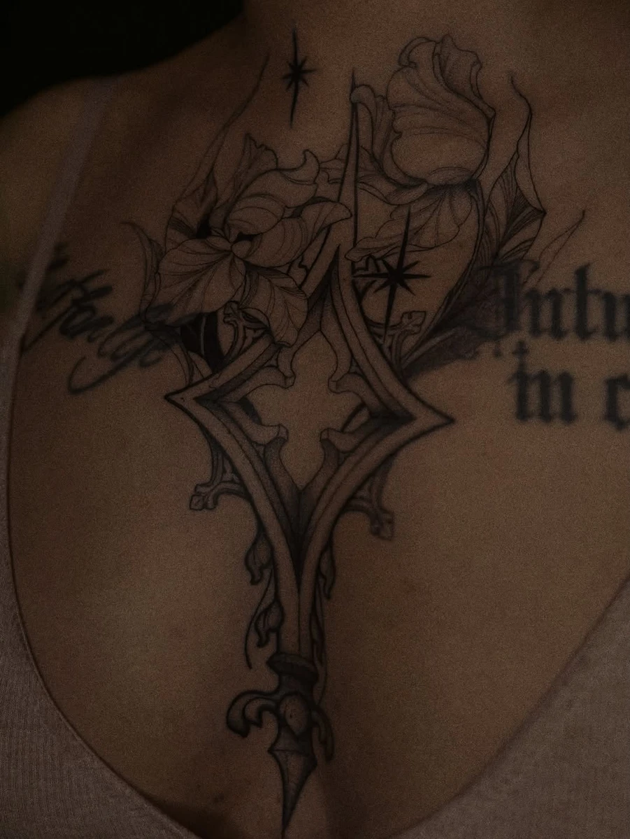 Merci Micky ✨ #gothtattoo #ornementaltattoo