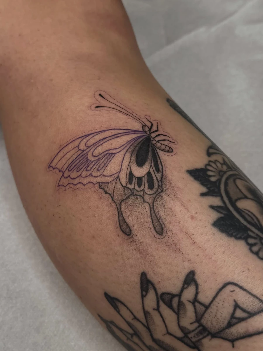 Travail de Pétale Tattoo Gems
