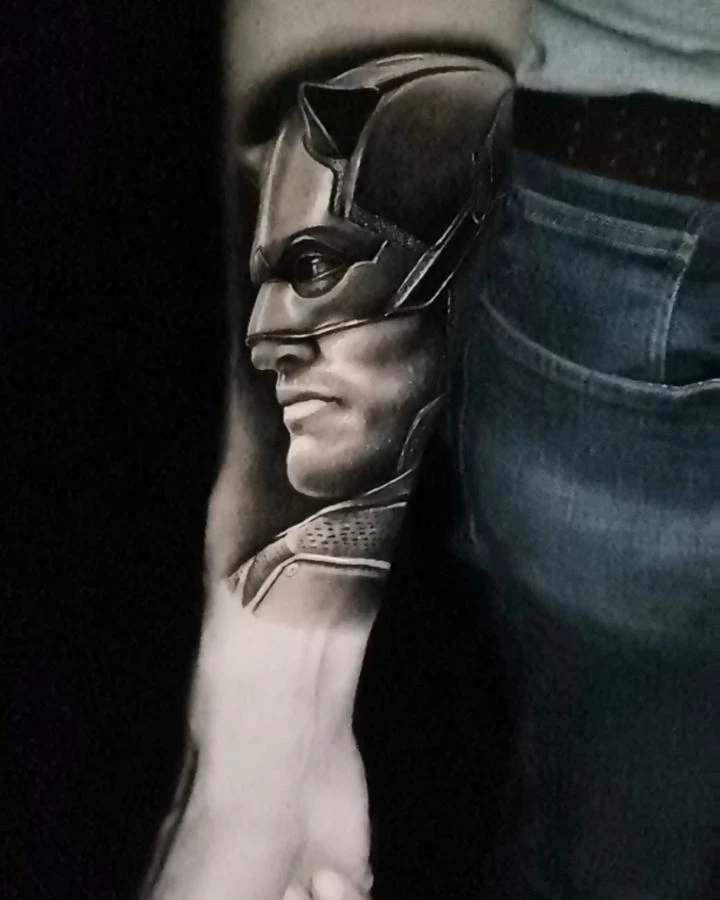 Portrait de Daredevil, réalisme noir &amp; gris.