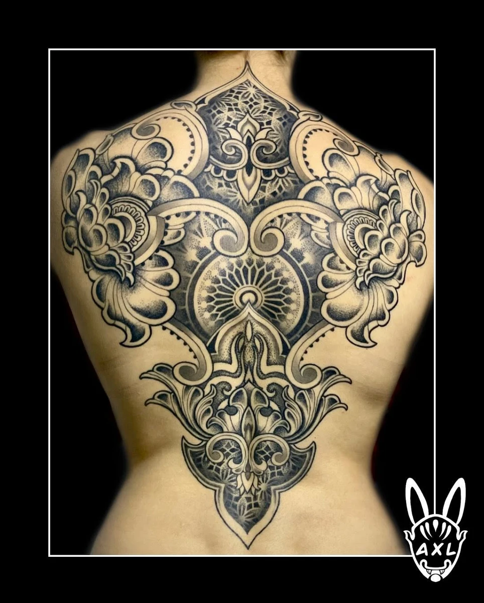 Tattoo full cicatrisé réalisé il y a un an, mon premier dos.