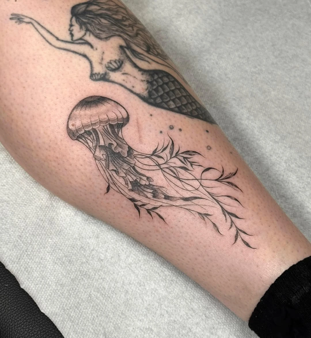 Jellyfish — merci Katrina pour ta confiance. Réalisé lors de la convention d'Ath.