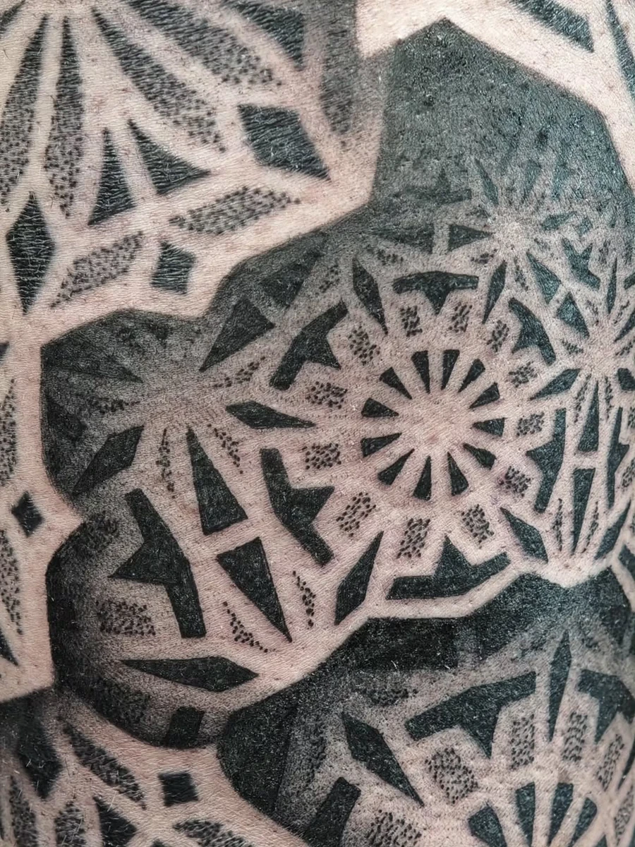 🔸 Close-up pattern 🔸 détail d'un projet géométrique.