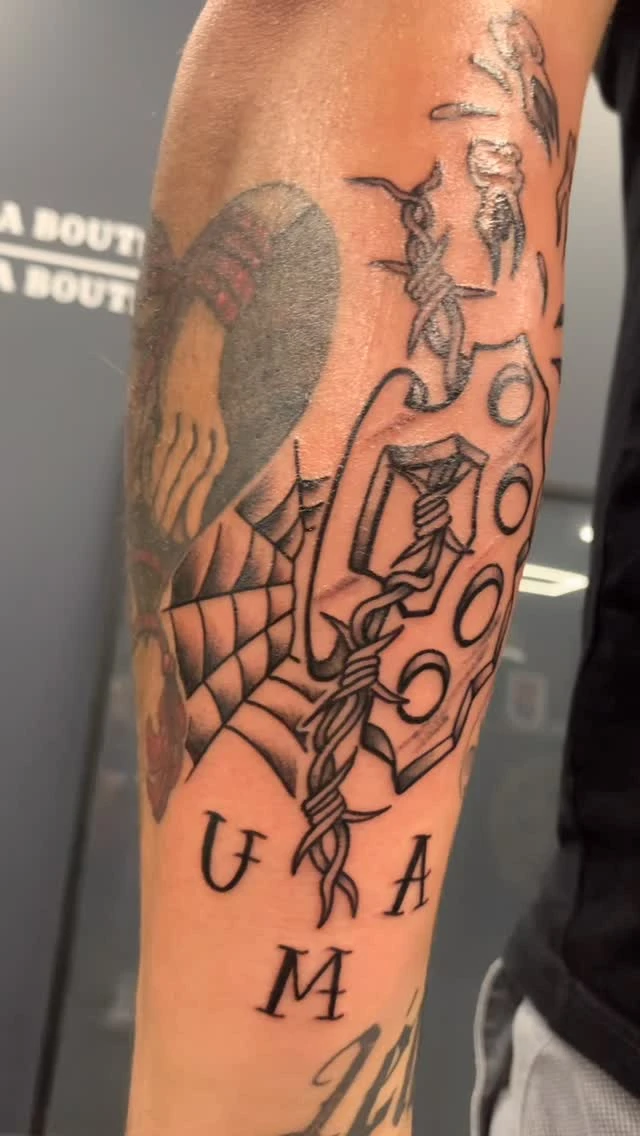 Travail de Hell Fish