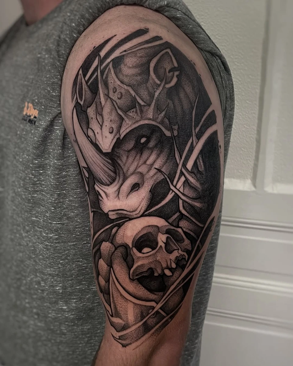 Gros Rhino en armure réalisé en une séance ! Merci Xavier pour ta confiance renouvelée.