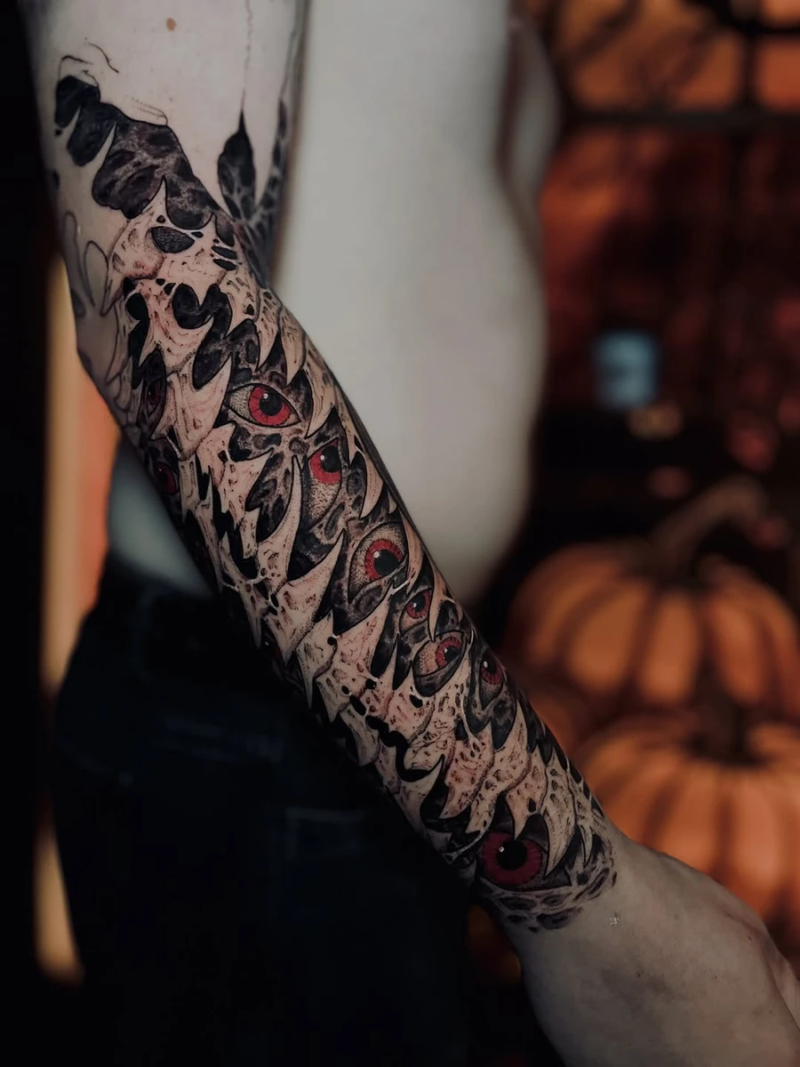 Travail de Spektral - Tattoo