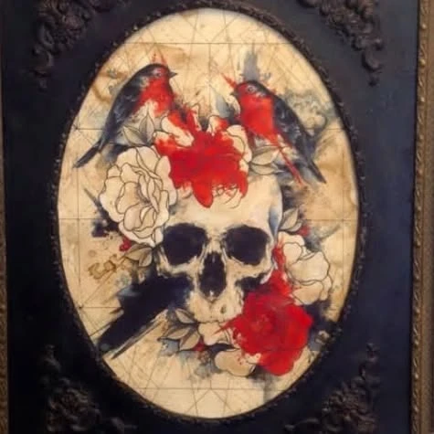 #skulltattoo #birdtattoo #flowerstattoo #flowerandbird tattoo