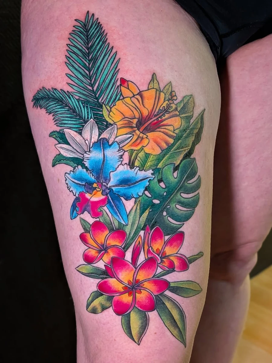 Une compo florale exotique pour Aurélia. Très heureux de lavoir réalisée 🙏 #floral #hawaii #tahitienne #tatouage #tahiti