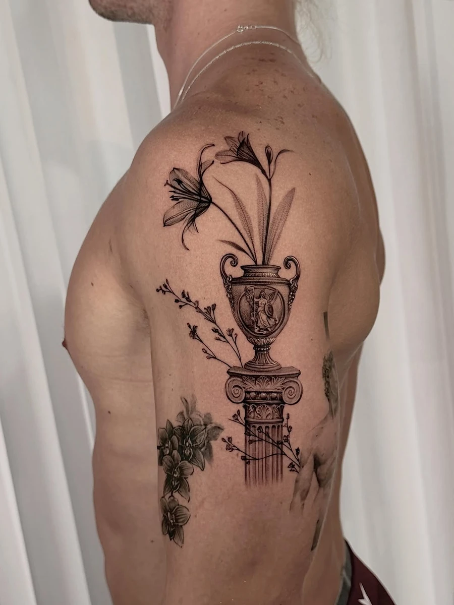this tattoo of @niv.tatts done in 5 hours work on skin, using only 3.25 liner by @illustra.il and black @dynamiccolor ink. Check profile for more details, Make sure you follow, And leave a comment. Bye