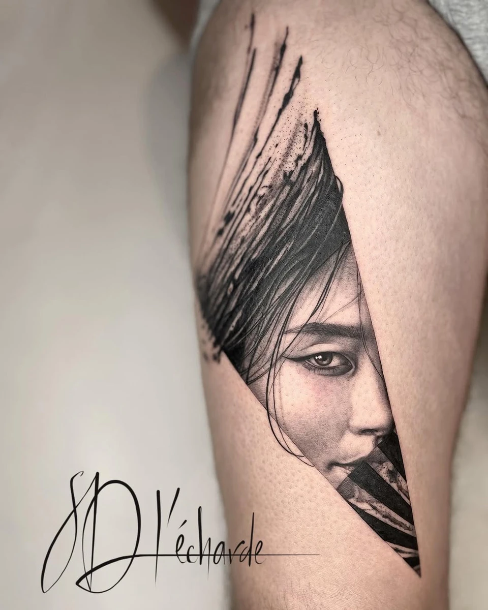 Merci Luka, réalisé chez @les_soeurs_douleur #portraittattoo #womantattoo #tattoomontpellier #montpelliertattoo #lessoeursdouleur #bellybuttontattooshop #sophieduboistattoo #realistictattoo #bestrealistictattoos #graphictattoo #geometrictattoo #legtattoo #blackandgreytattoo #dotworktattoo #wiptattoo
