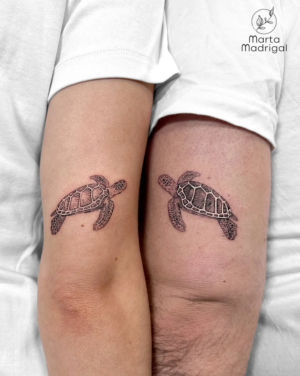 Portfolio de Marta Madrigal Tatoueuse Floral Fineline Toulouse
