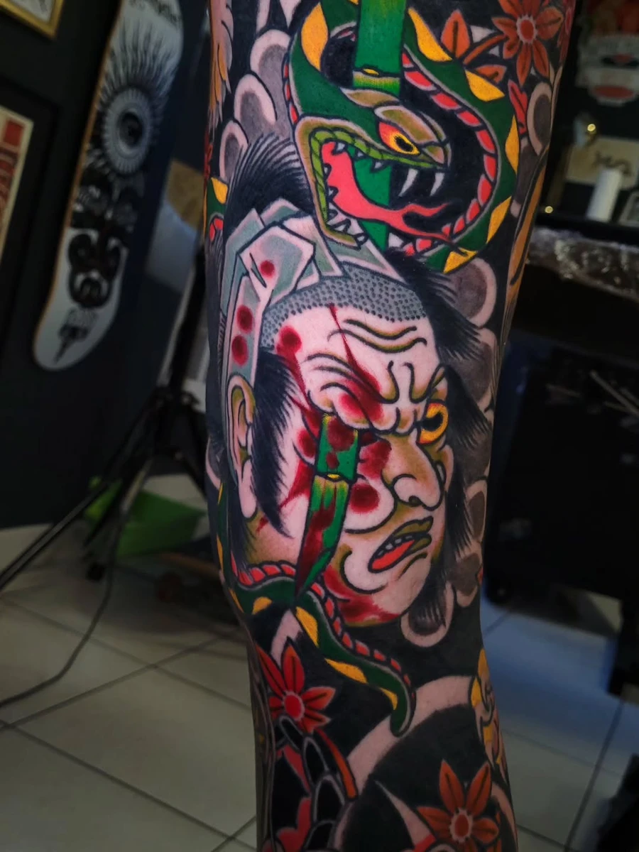Namakubi, part of a leg sleeve, made at @halfwolftattoo . Thank you Marvin!! #namakubitattoo #irezumi #legtattoo #snake #sleevetattoo