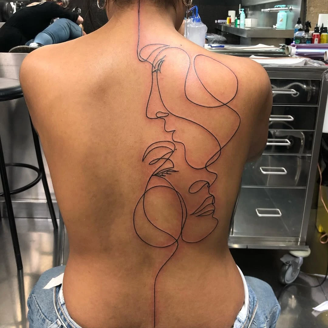 #tattoo #linetattoo #singlelinetattoo #picassostyle #panteraink #amourtattoo #bishoptattoomachine #paris #france #abraxasbeaubourg #nepal #kathmandu #deepershadestattoo