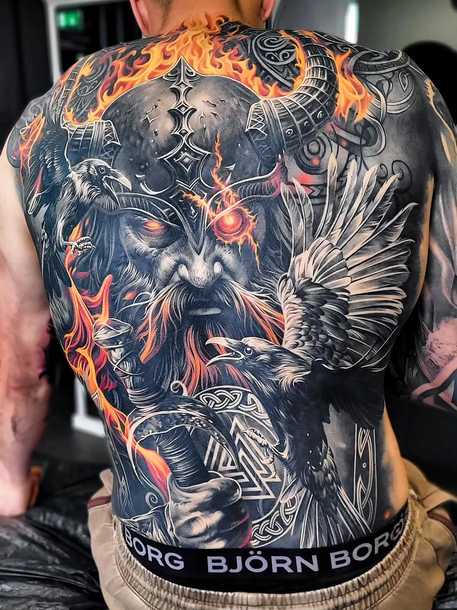 Completly healed backpiece I made a few months back 😍😍 ____________________________________________________ Gilla, dela och kommentera, det hjälper mig otroligt mycket ❤️ Sponsored by: @ratioproteam @lundbergcustom @easttattooirons @quantumtattooinks #tattoo #ulricehamn #lundbergcustom #artstation