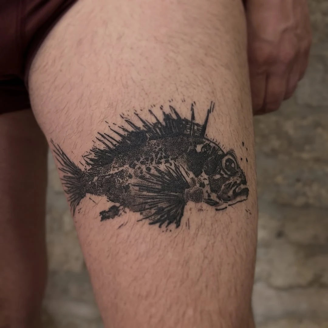 Gyotaku (empreinte de poisson traditionnelle japonaise) sur Fabien, cicatrisé.