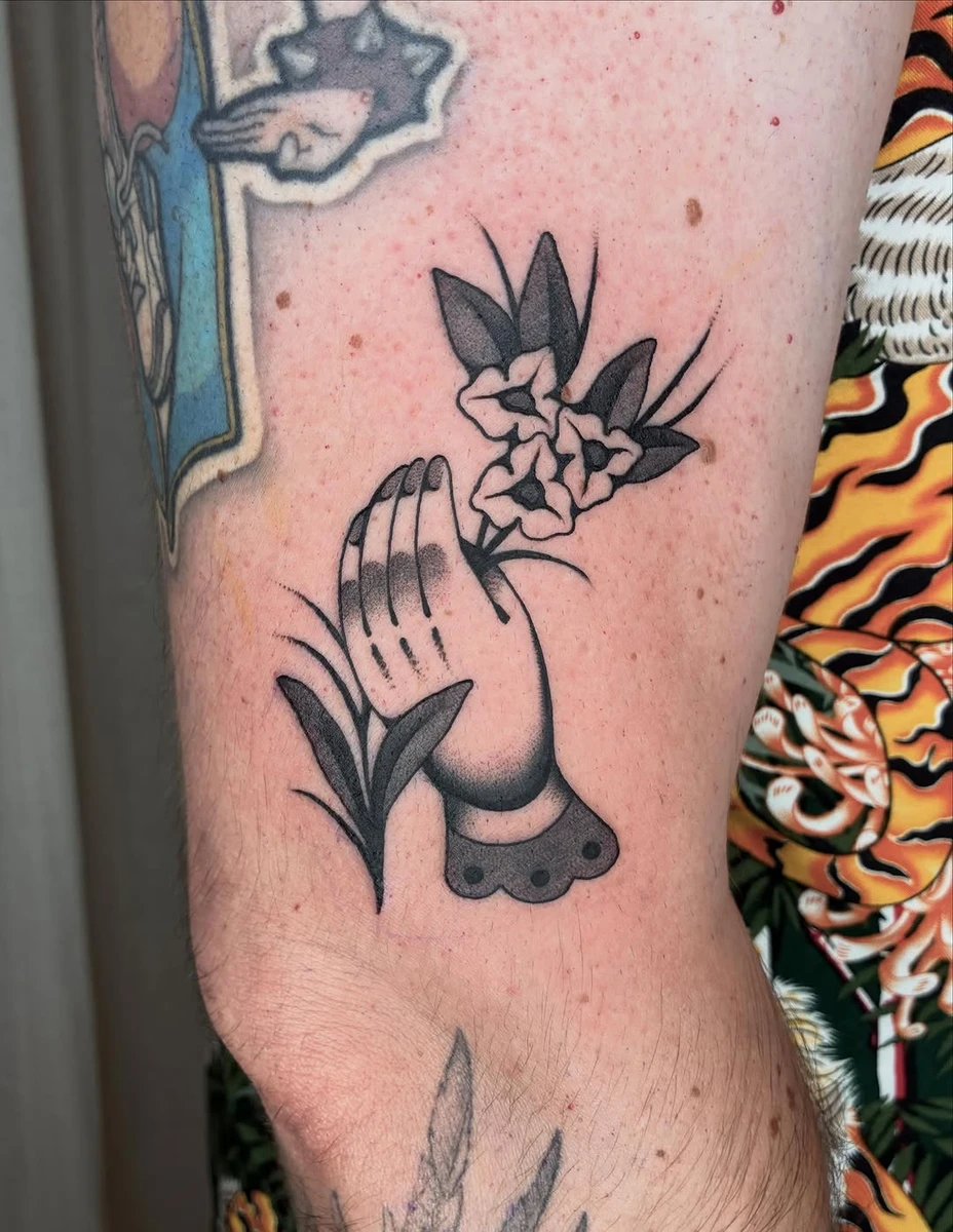 Travail de Sarah Tatoueuse Marseille
