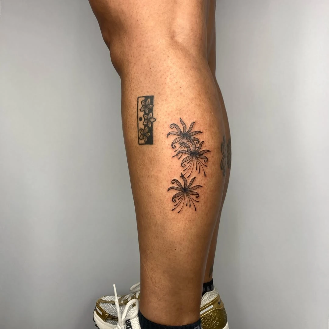 Motifs floraux ornementaux, fine line.