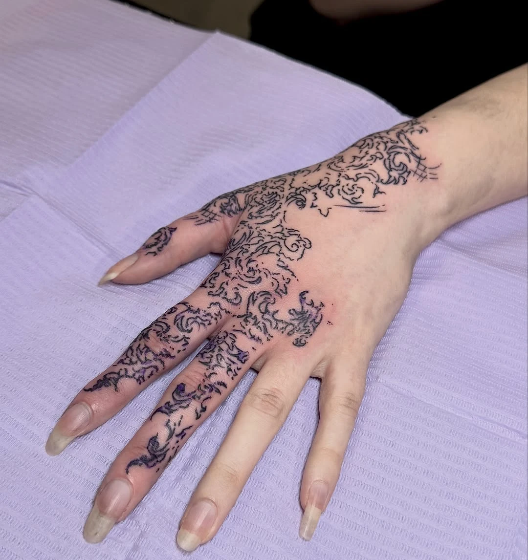 In love with tattoos <3 #tattoo #cybertribal #paristattoo #tatouagefrance #sigilism