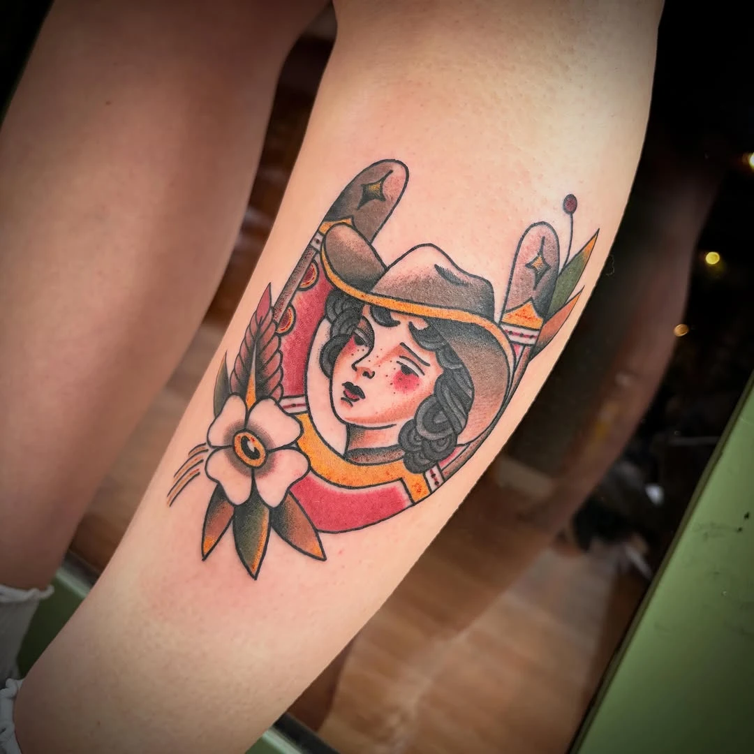 Il me tardait de tatouer ce flash, merci romane pour ta confiance de l'avoir adopté.