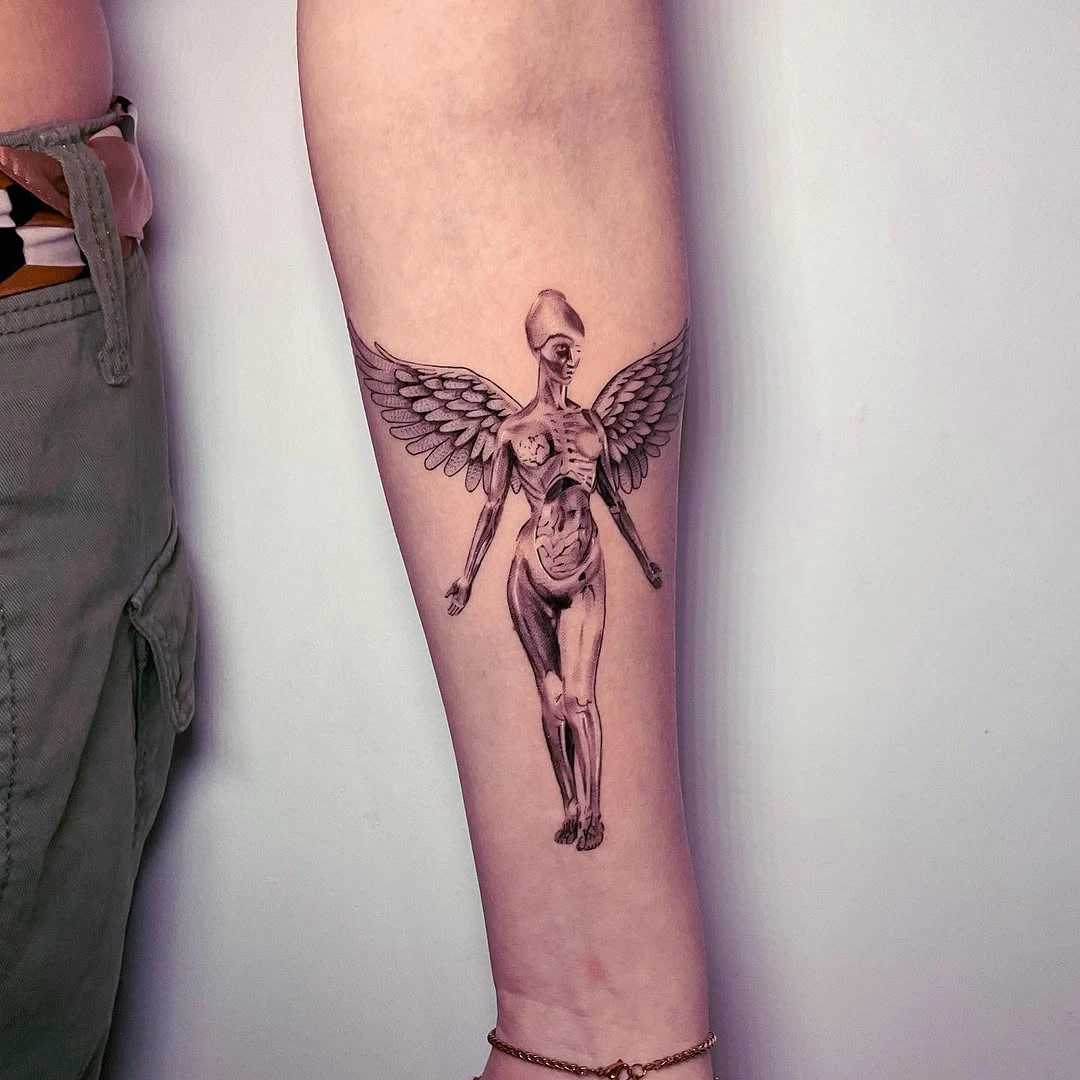 Nirvana's "In Utero" 💿🎸 Merci Elena.